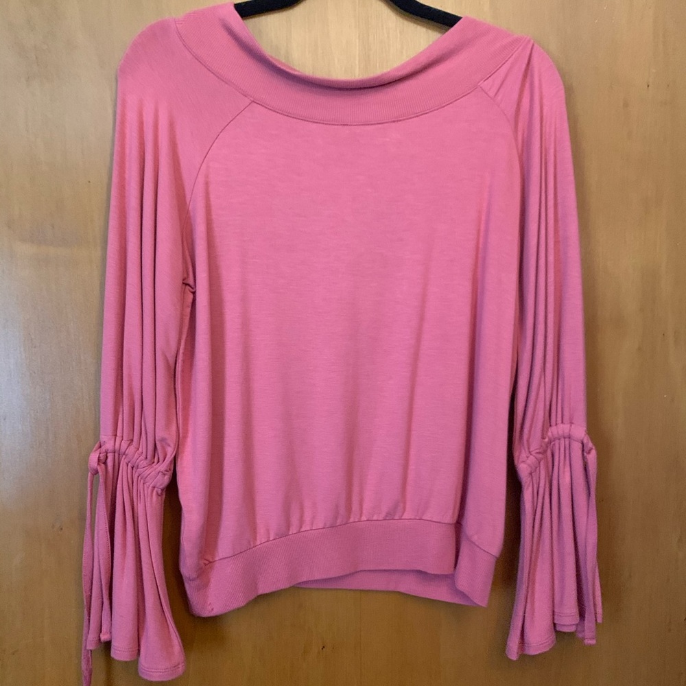 Pink Express Top - Picture 4 of 4